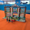 41682 Friends Heartlake City School (Retired) (Previously Owned) product image 1, provided for visual reference and product
