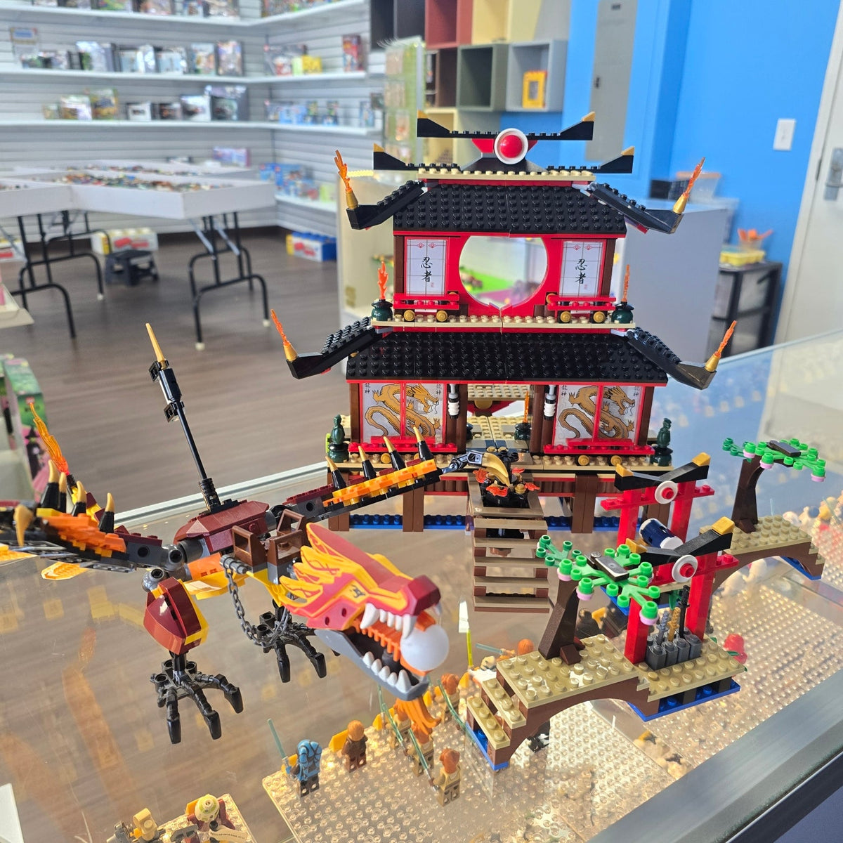 2507 Ninjago Fire Temple (Retired) (Previously Owned) product image 1, provided for visual reference and product detail