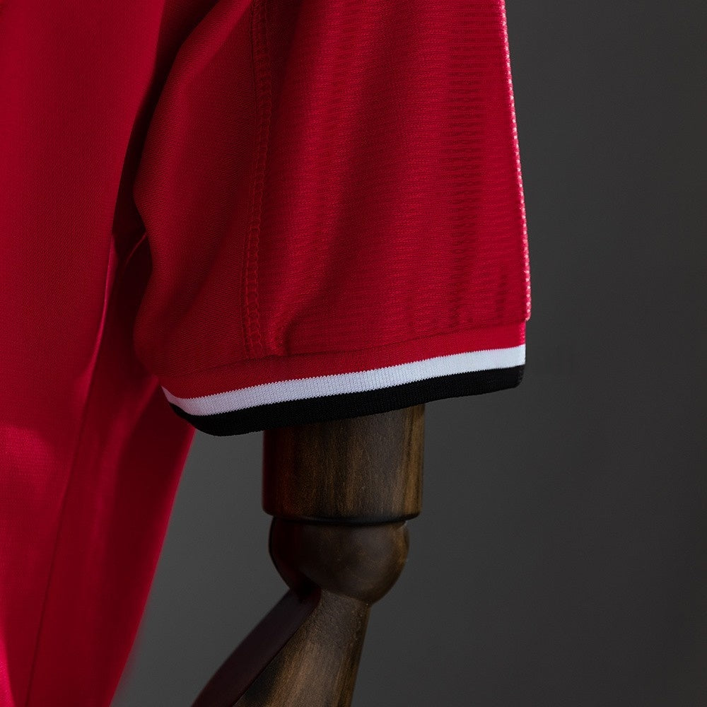 Manchester United Jersey 2000-01 Retro Home Football Kit product image 3