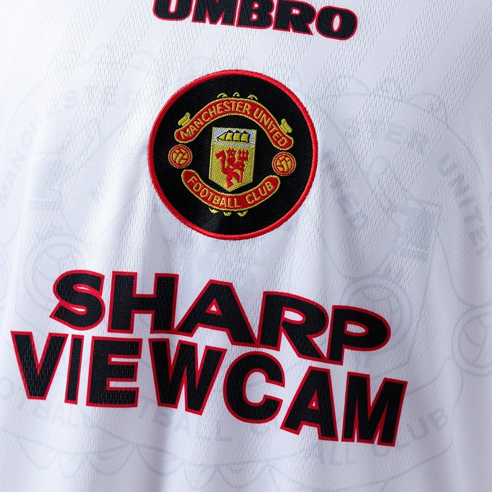 Manchester United Jersey 1996-97 Away Retro Football Kit product image 5
