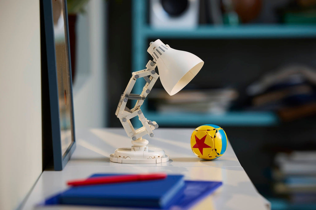 21357 Disney Pixar Luxo Jr. product image 3, provided for visual reference and product detail review