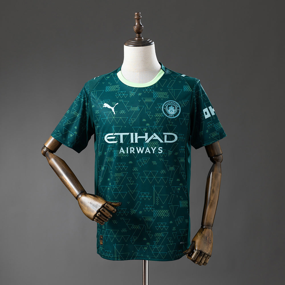 Manchester City Jersey 2025/26 Fourth Football Kit product image 1
