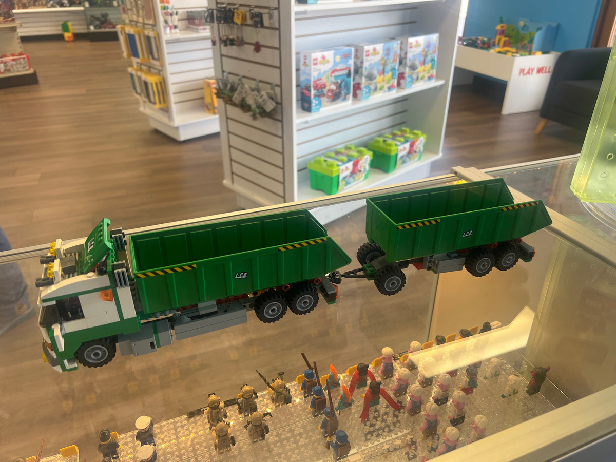 7998 Heavy Hauler (Retired) (Previously Owned) product image 1, provided for visual reference and product detail review