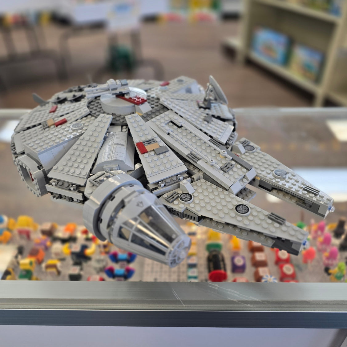 7965 LEGO Star Wars: Millennium Falcon (Retired) (Previously Owned) product image 1, provided for visual reference and