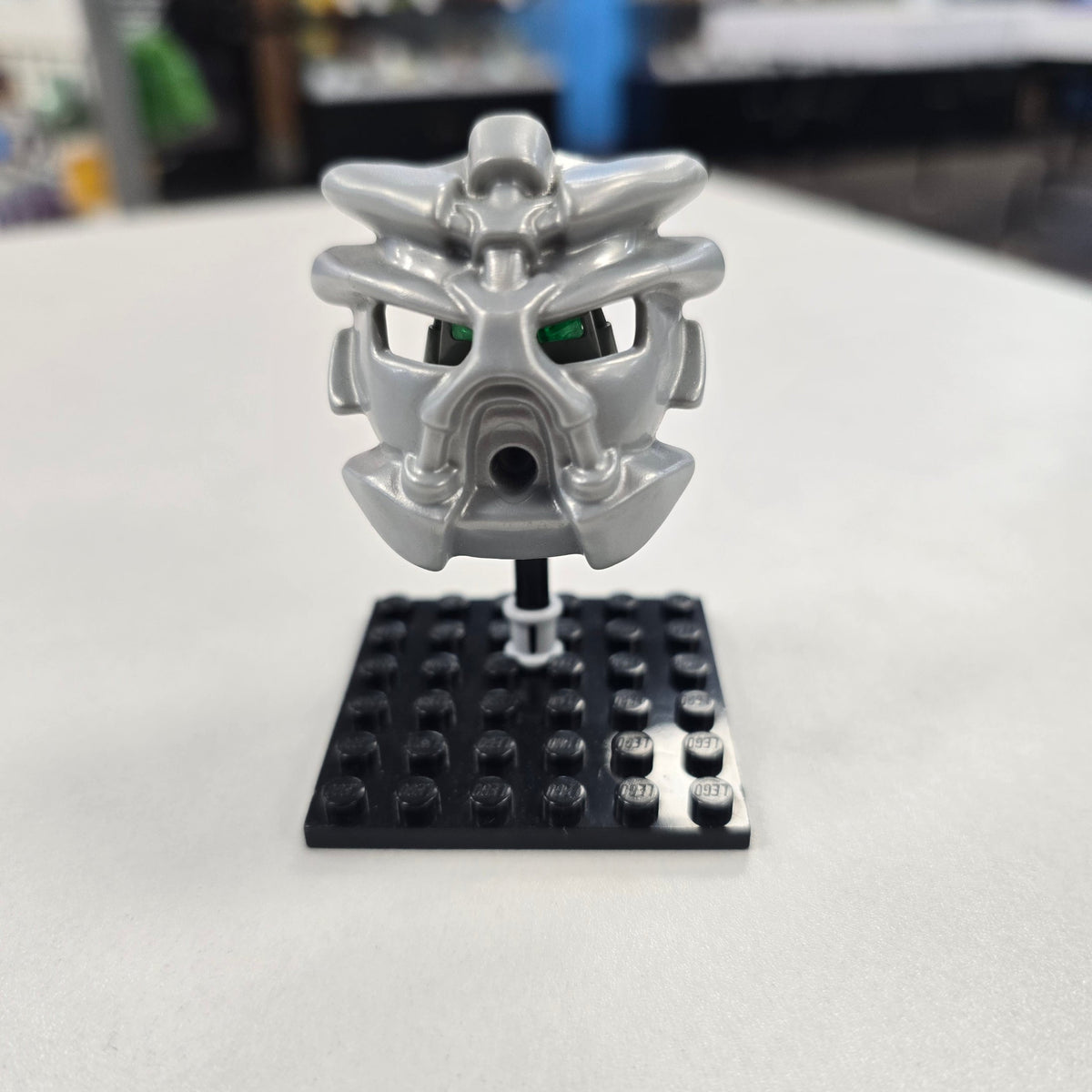 43616 Bionicle Mask Pakari Nuva (Pearl Light Gray) product image 1, provided for visual reference and product detail review