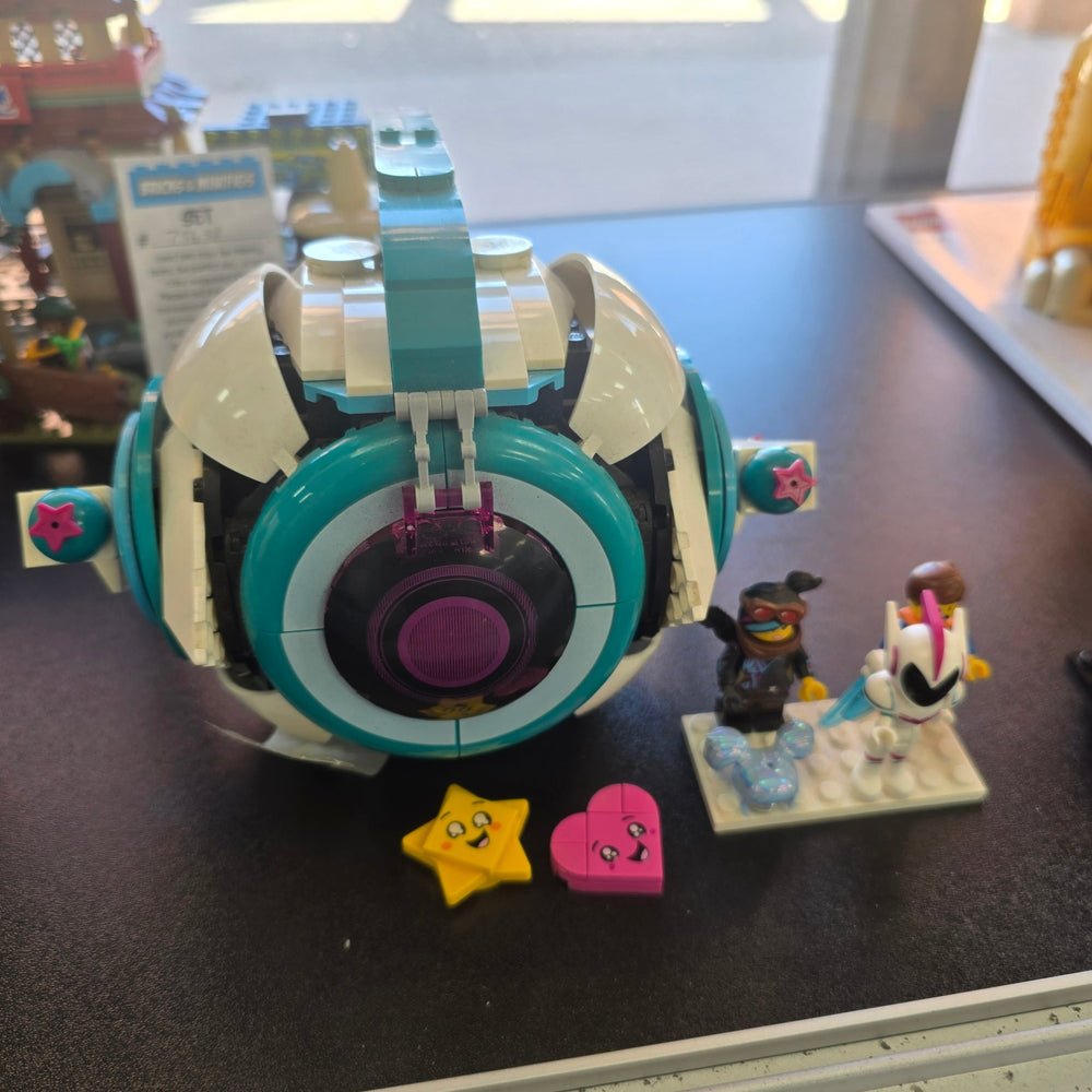 70830 Sweet Mayhem's Systar Starship! (Retired) (Previously Owned)
