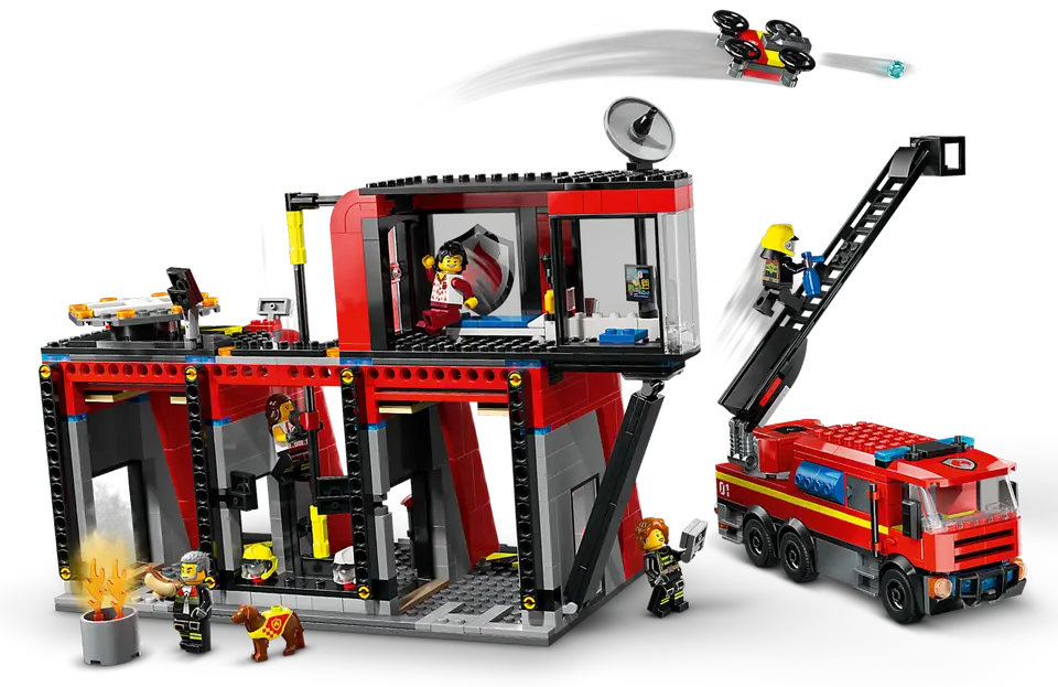 60414 Fire Station with Fire Truck product image 3, provided for visual reference and product detail review