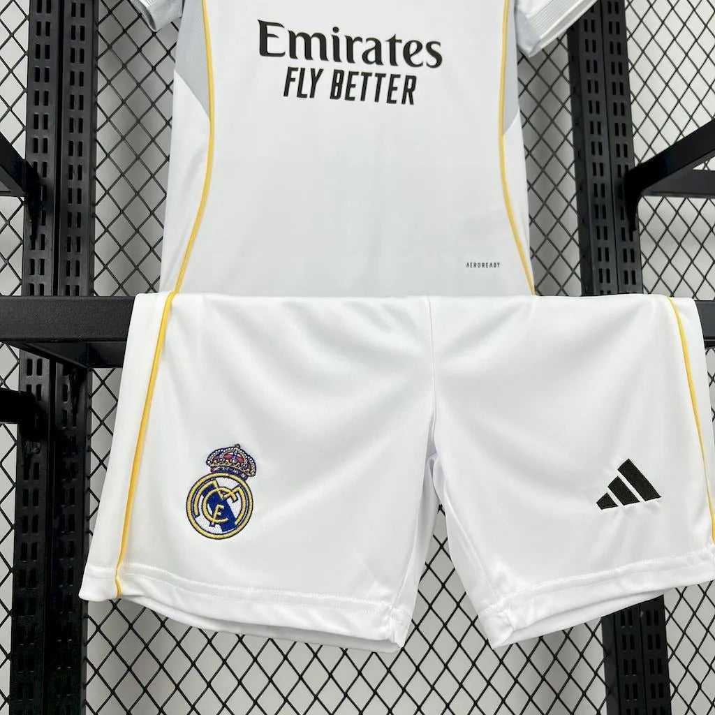 Kids Real Madrid Home Jersey 25/26 Football Kit Soccer product image 6