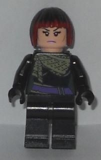TNT047 Karai - Scarf and Dark Red Hair Highlights (Movie Version) product image 1, provided for visual reference and product