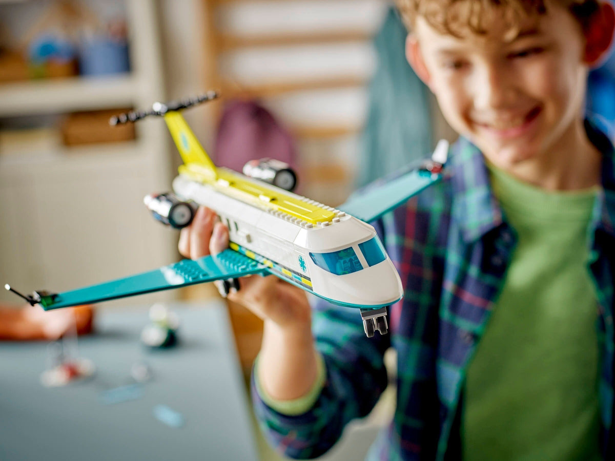 60465 Air Ambulance product image 3, provided for visual reference and product detail review