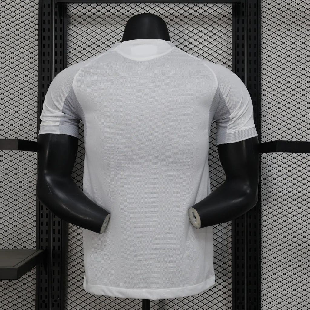 Player Version Real Madrid Jersey 25/26 Home Football Kit product image 5