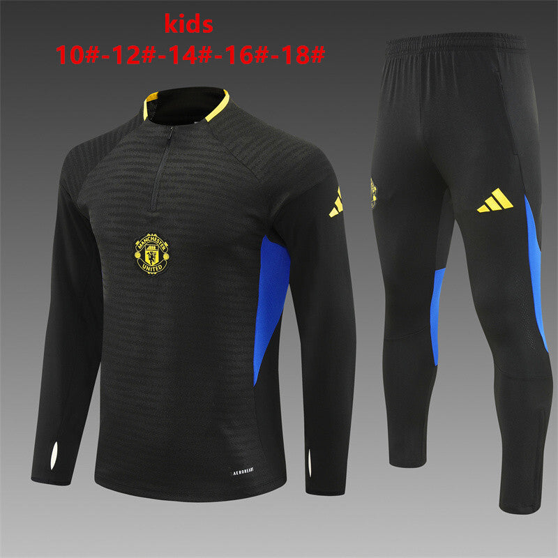 Kids Manchester United Training Tracksuits 25/26 Football product image 1