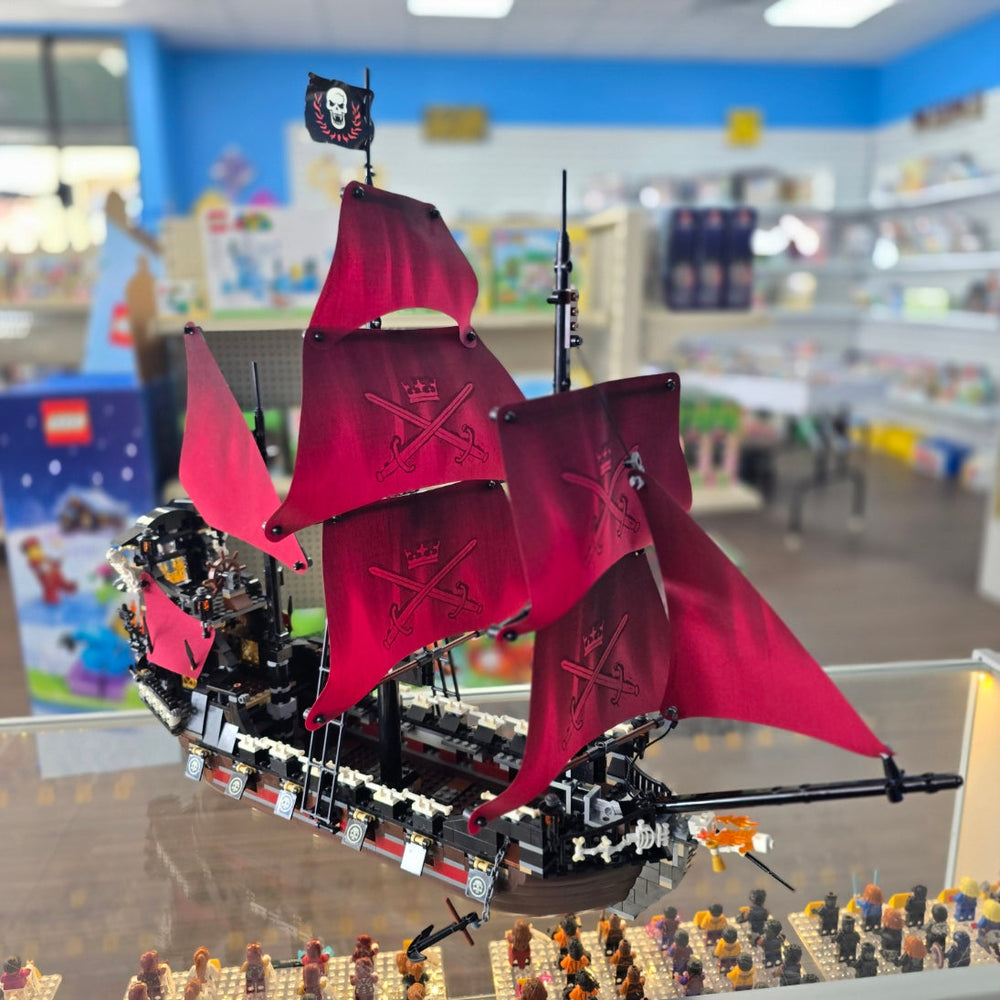 4195 Queen Anne's Revenge (Retired) (Previously Owned)