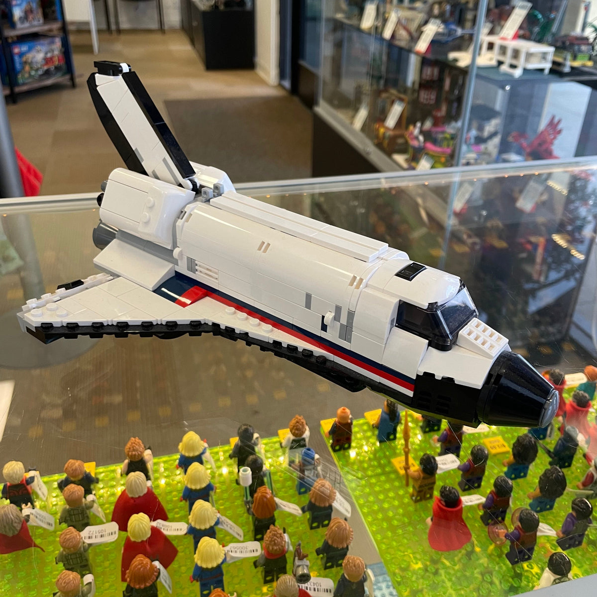 31117 Space Shuttle Adventure (Retired) (Previously Owned) product image 1, provided for visual reference and product detail