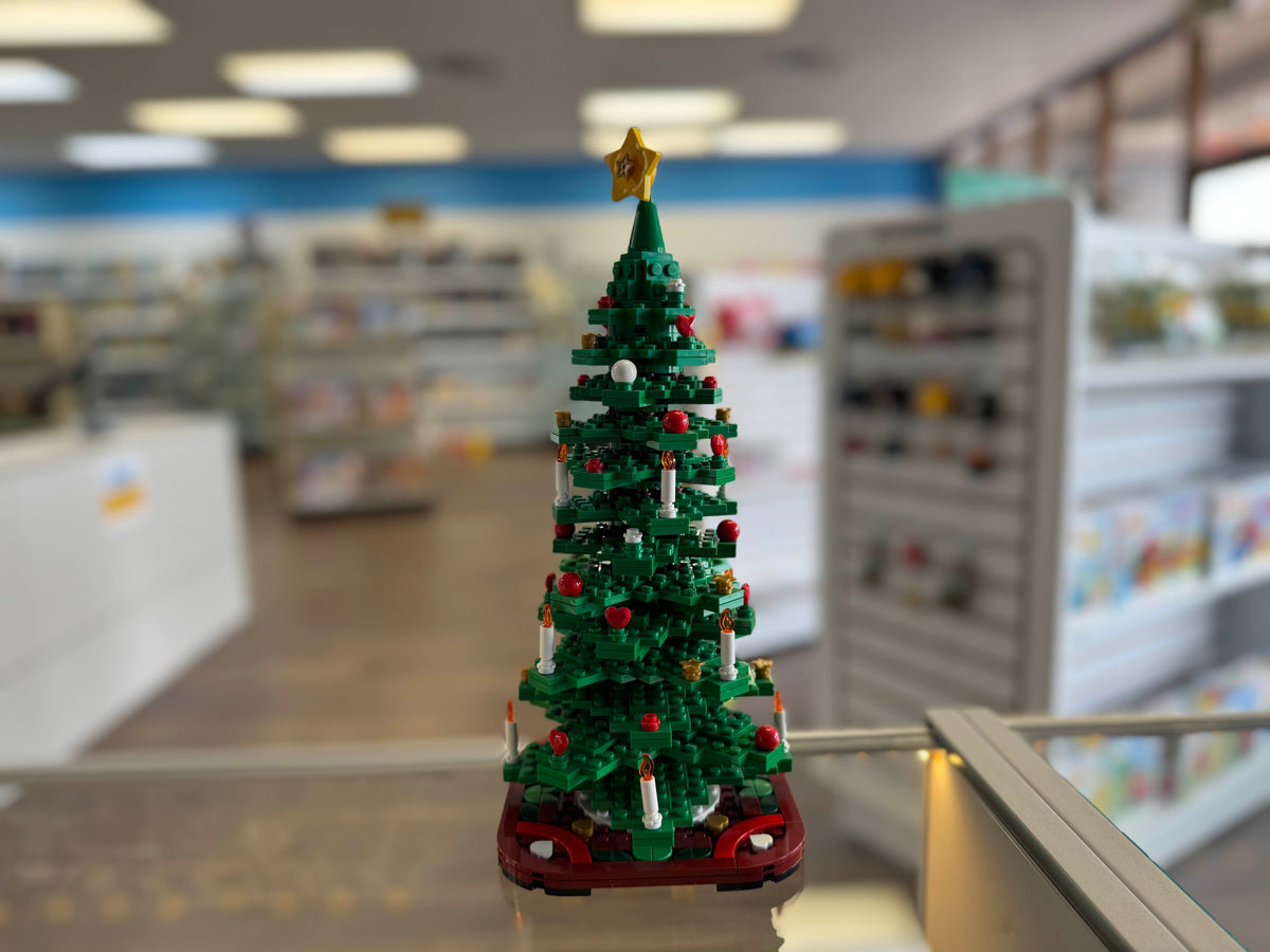 40573 Christmas Tree Holiday 2022 (Previously Owned) product image 1, provided for visual reference and product detail review
