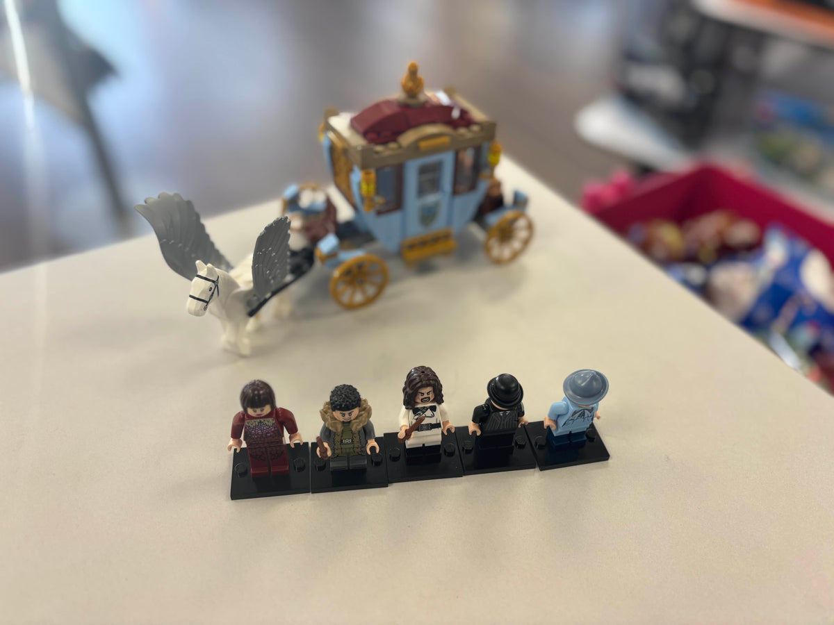 76440 Triwizard Tournament: The Arrival (Previously Owned) product image 1, provided for visual reference and product detail