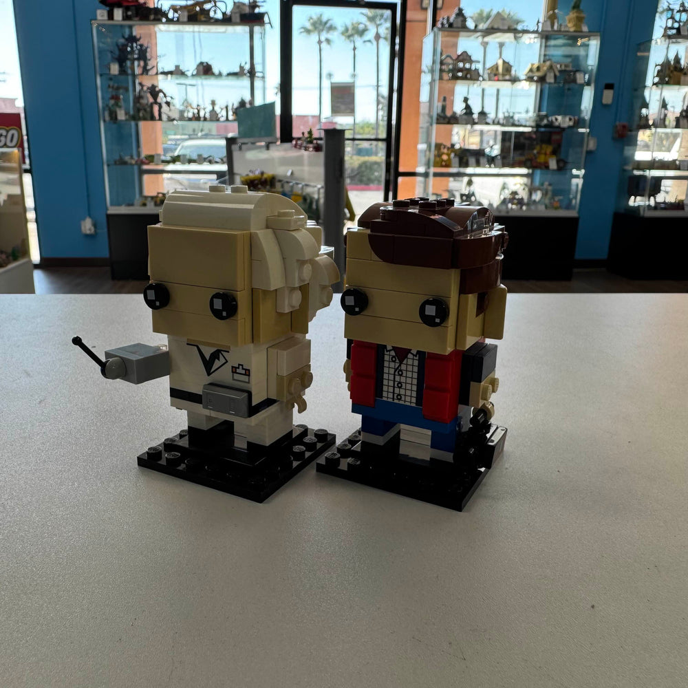 41611 Marty McFly & Doc Brown (Retired) (Previously Owned)