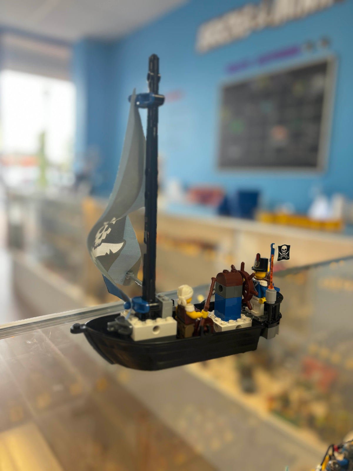 7072 Captain Kragg's Pirate Boat (Retired) (Previously Owned) product image 1, provided for visual reference and product