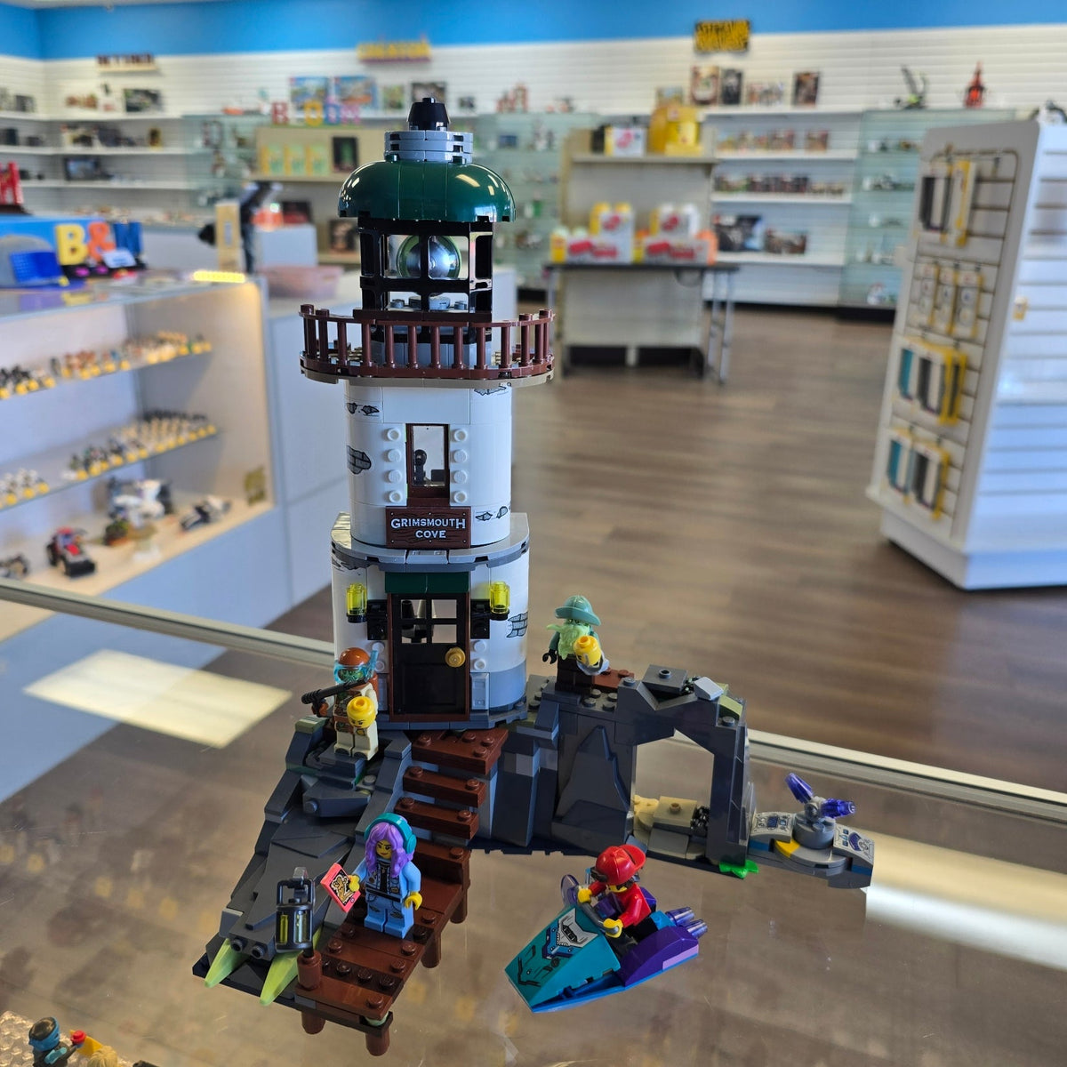 70431 The Lighthouse of Darkness (Retired) (Previously Owned) product image 1, provided for visual reference and product