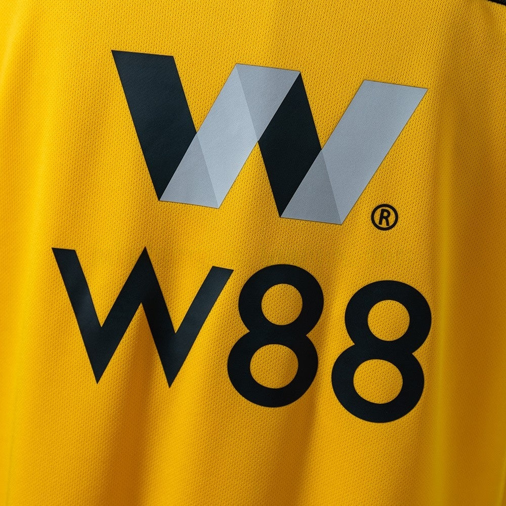 Wolves Jersey 2018-19 Home Retro Football Kit product image 8