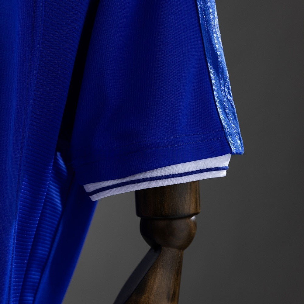 Chelsea Jersey 1999-01 Home Retro Kit product image 4